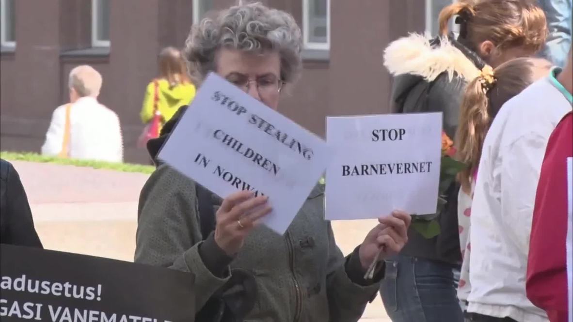 Estonia: Anti-Norwegian child welfare protest hits Tallinn