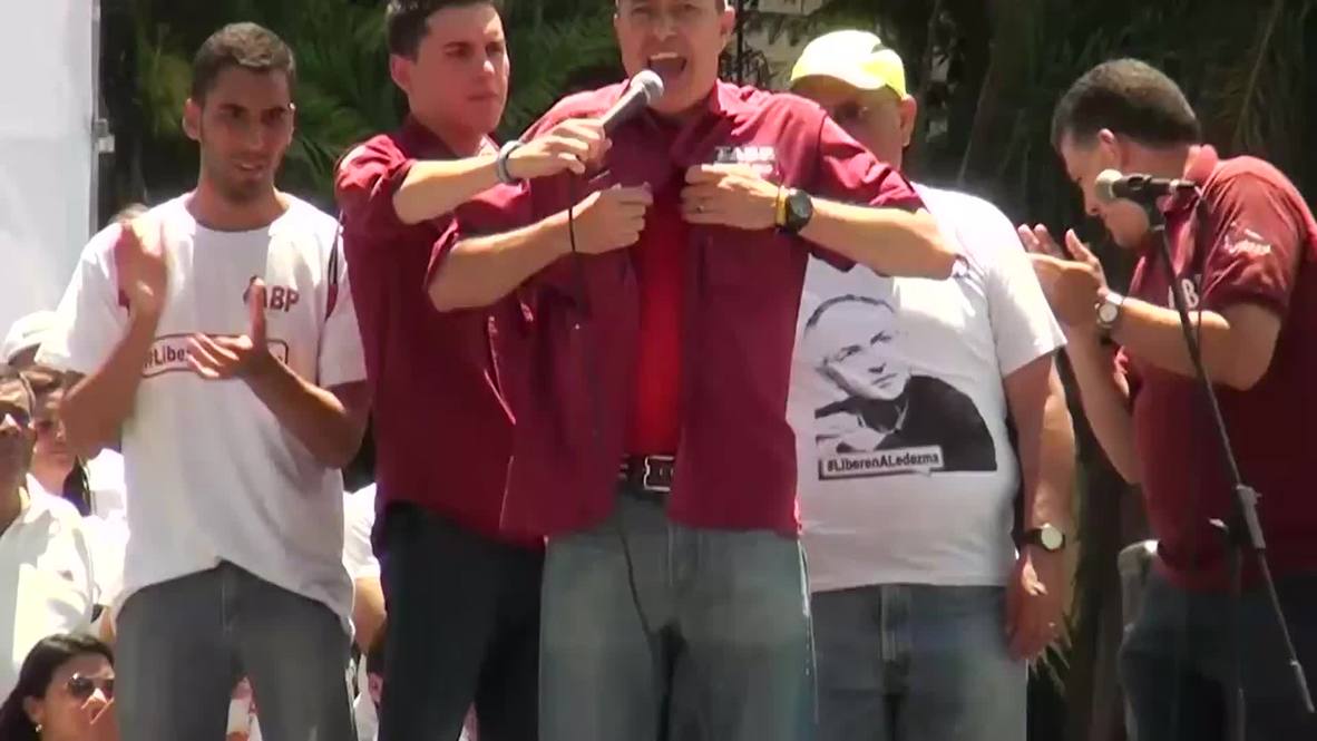 Venezuela: Protesters call for release of jailed opposition leader