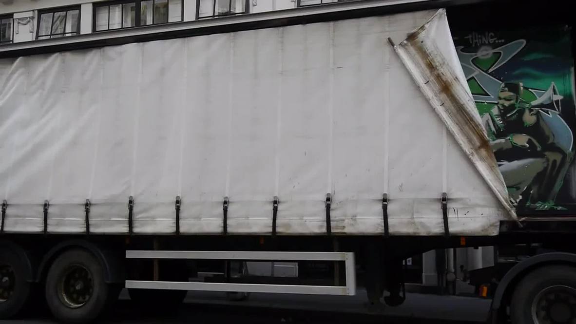 France: Early Banksy piece sells for over HALF A MILLION in Paris!