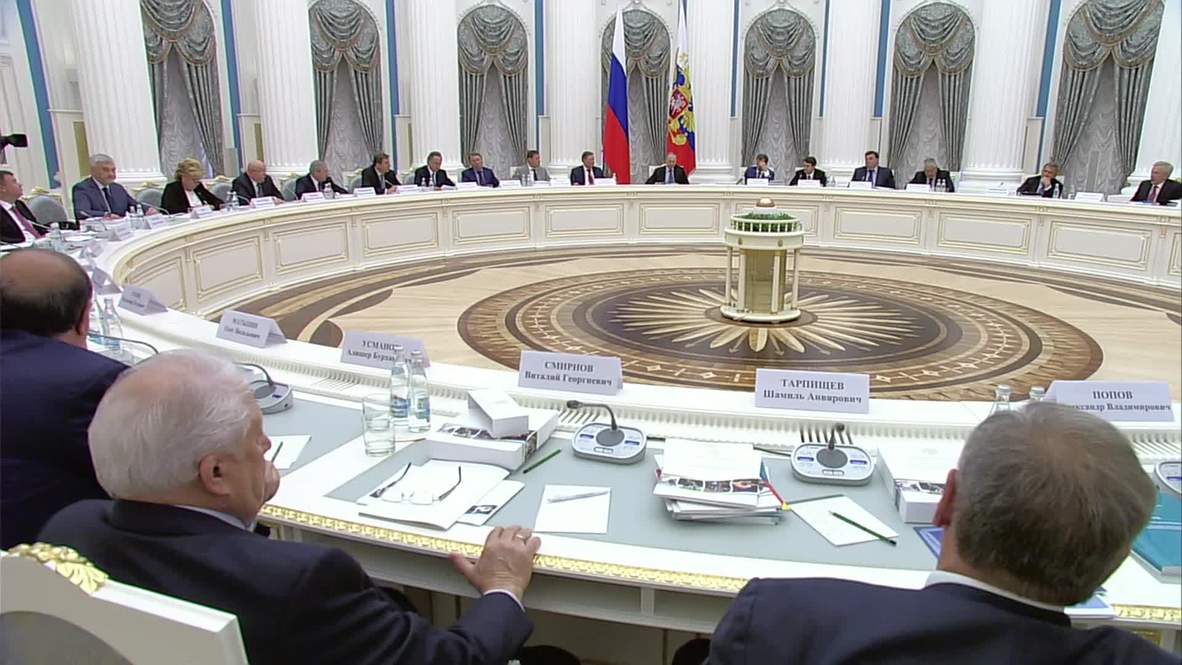 Russia: Putin praises success of Russia's sports programme