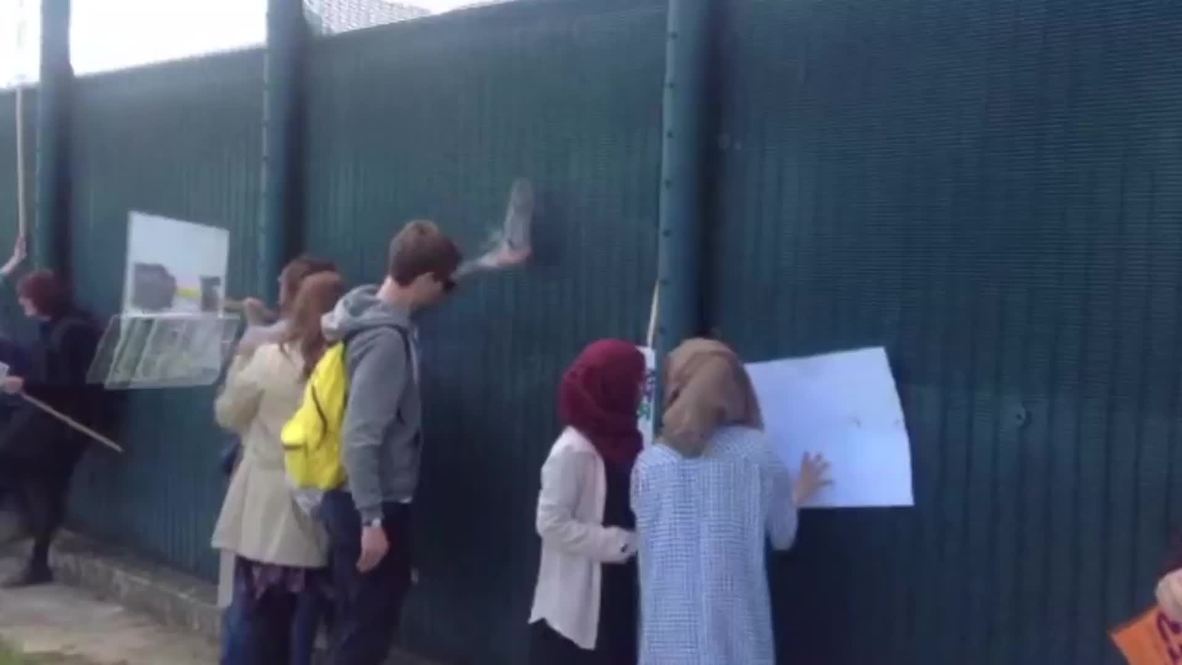 UK: Protesters surround Yarl's Wood immigration centre, demanding its closure