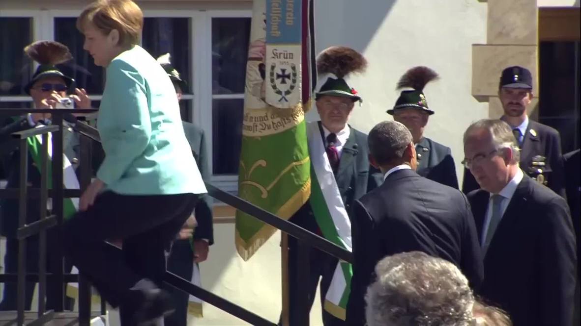 Germany: Obama and Merkel knock back the beers in Bavaria