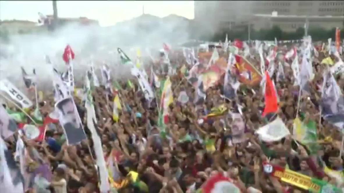 Turkey: Thousands celebrate HDP's election success at Istanbul rally