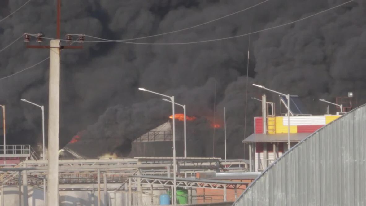 Ukraine: Oil depot blaze still raging despite efforts of 180 firefighters