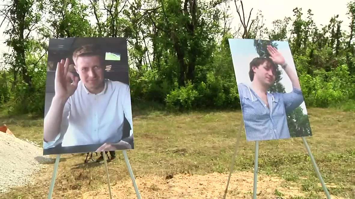 Ukraine: Memorial unveiled for Russian journalists killed in LPR
