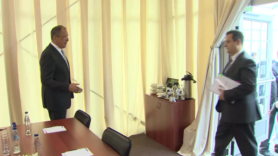 Russia: Lavrov meets Serbian FM Dacic in St. Petersburg