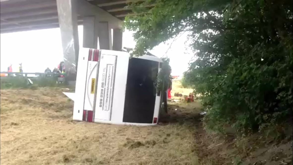Belgium: One killed and several injured in school bus crash