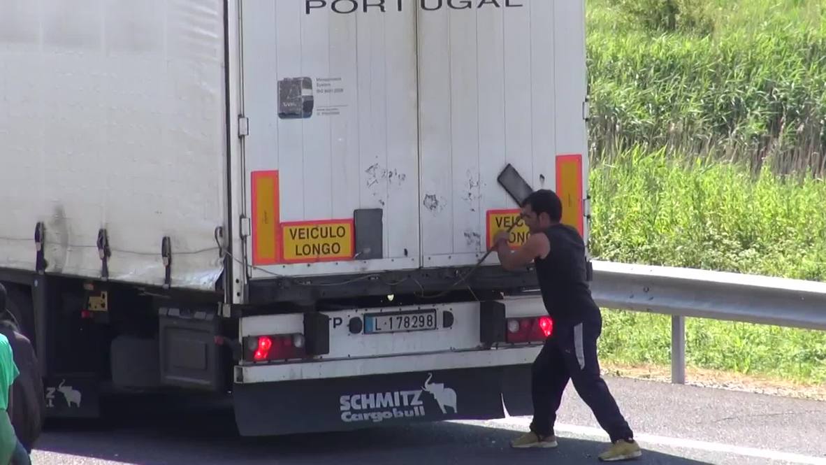 France: Migrants attempt to stow away on UK-bound lorries in Calais