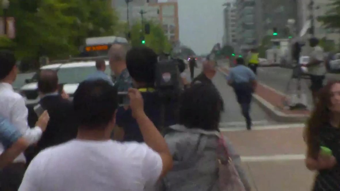 USA: Washington Navy Yard on lockdown after reports of 'active shooter'