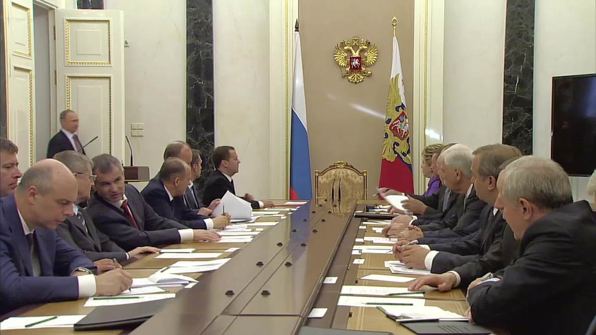 Russia: 'Sanctions are an attempt to split Russian society' - Putin