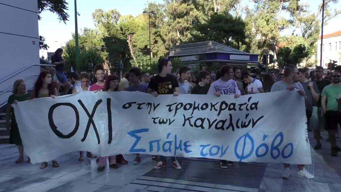 Greece: Protesters rally outside TV station over referendum coverage