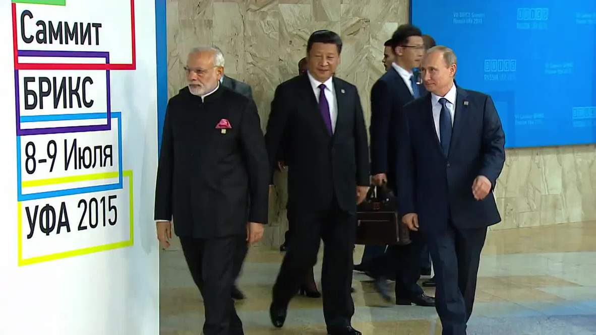 Russia: BRICS leaders pose for joint photo in Ufa