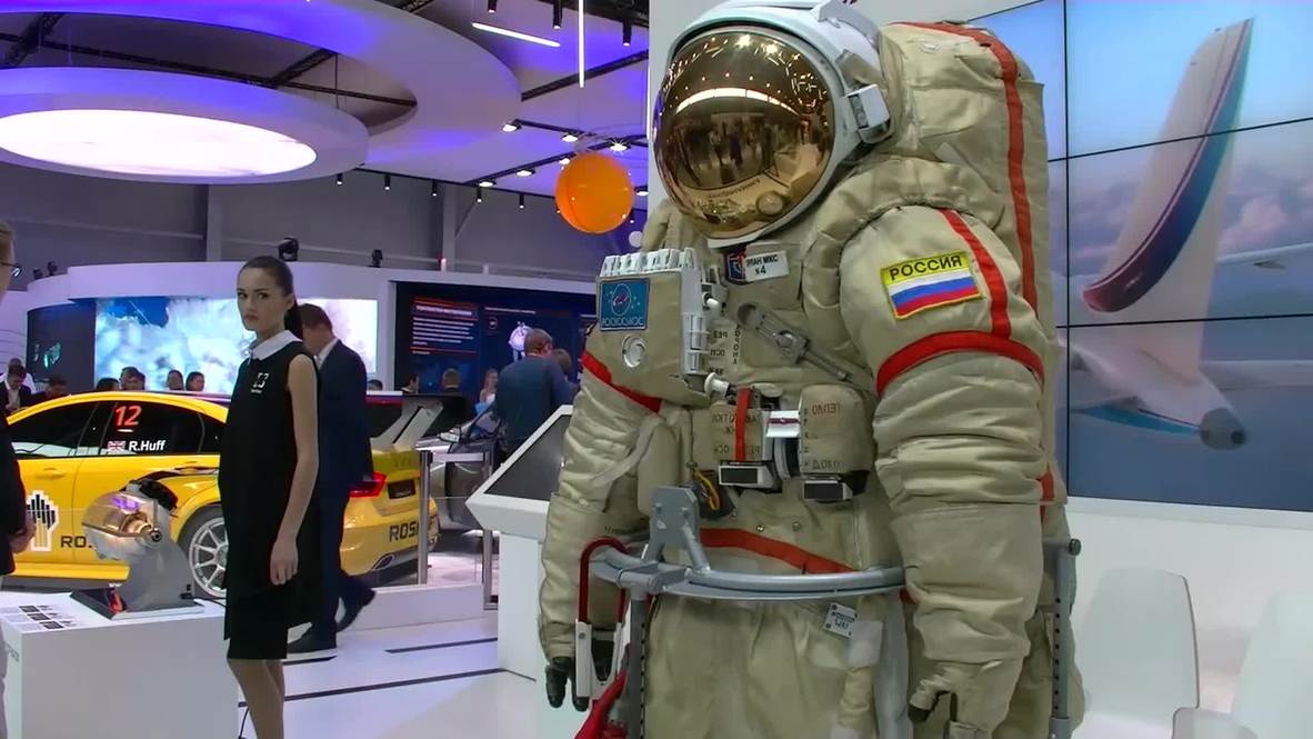 Russia: Rostec's new space suit 'most advanced in the world'