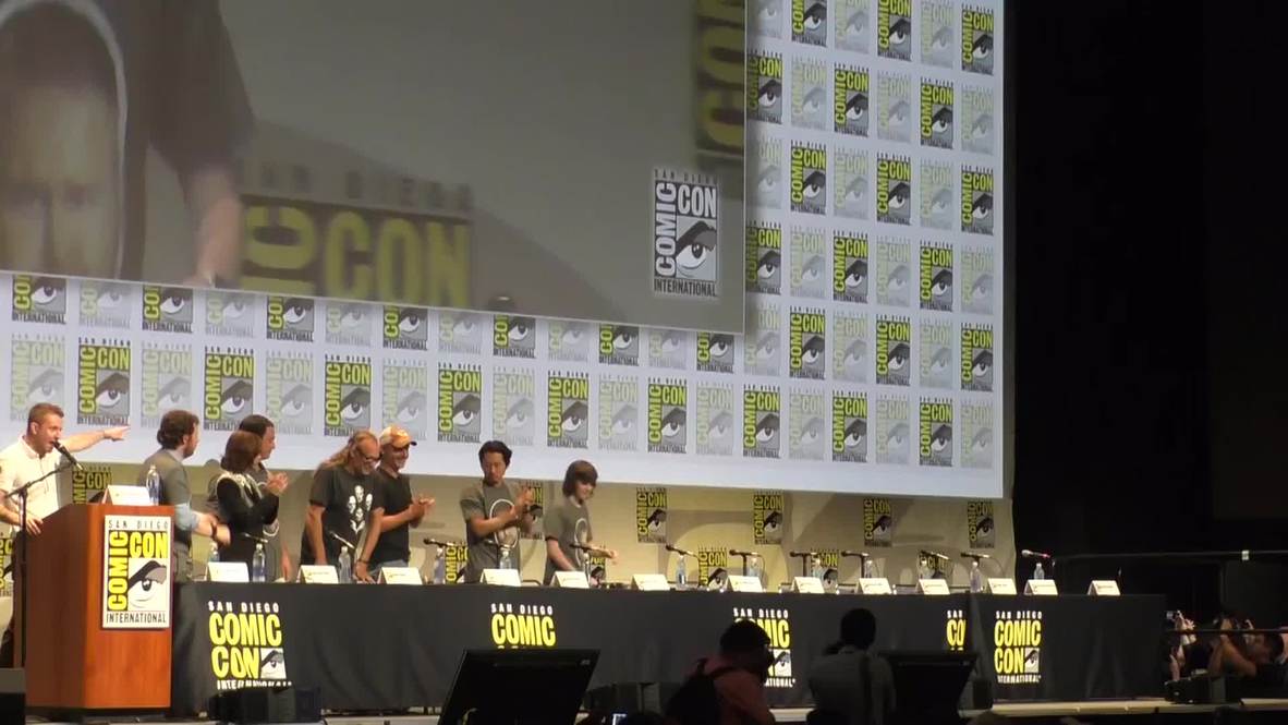USA: The Walking Dead cast discuss season 6 during Comic-Con appearance