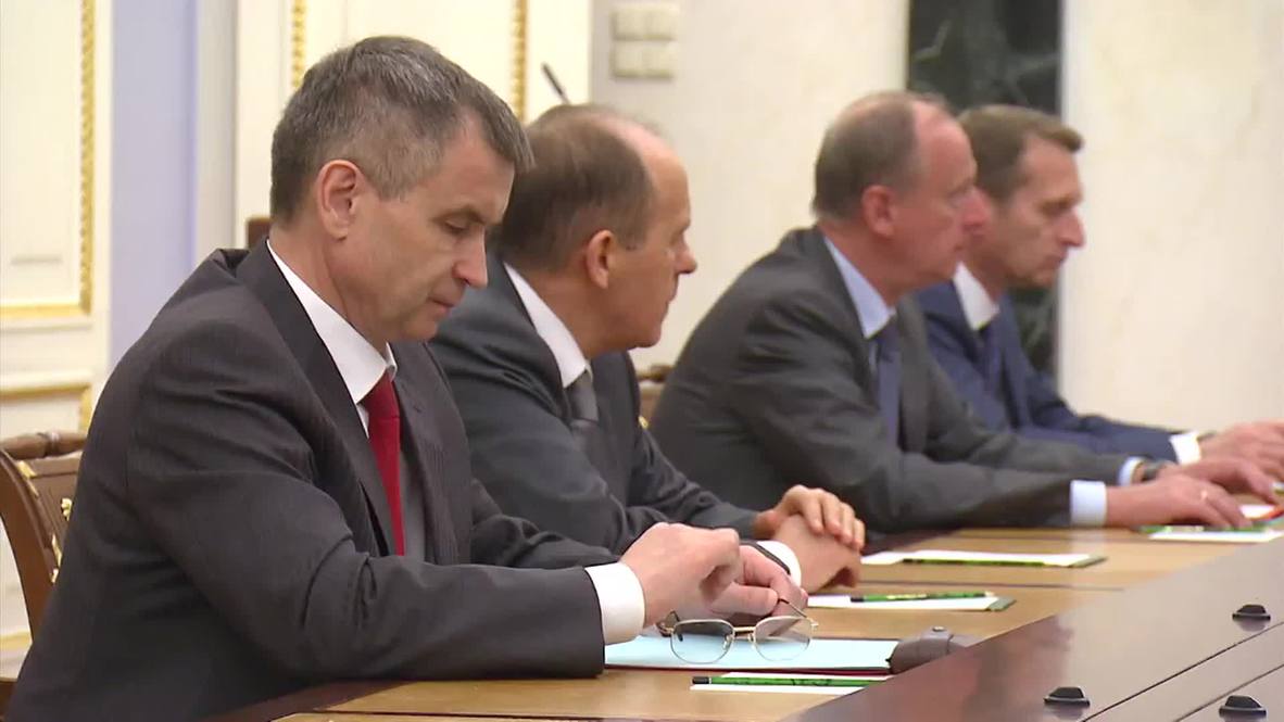 Russia: Putin heads security council meeting to discuss Iran deal