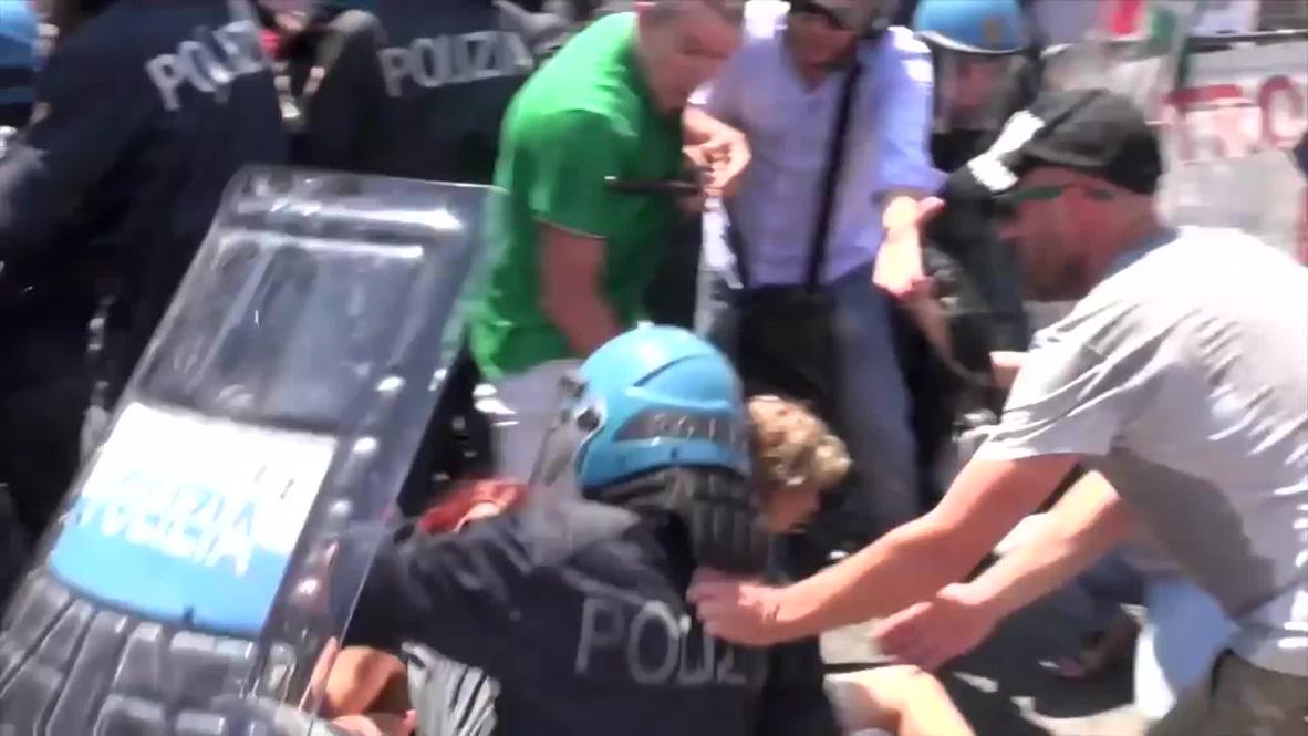 Italy: 14 police officers injured at Rome anti-migrant demo