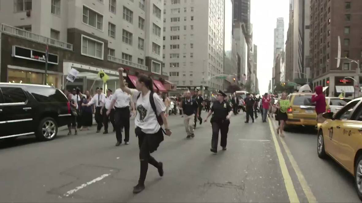 USA: Mass arrests at protest marking anniversary of Eric Garner's death
