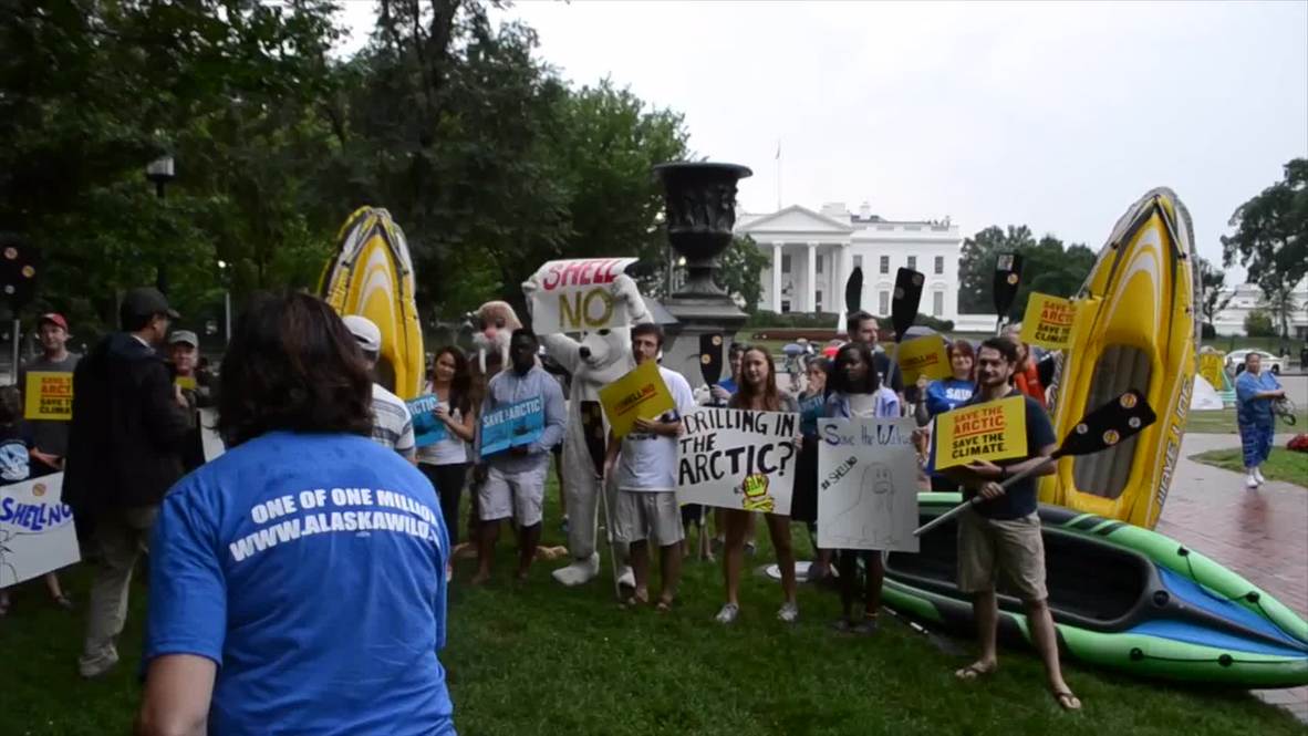 USA: SHELL NO! Climate-change activists mob White House over Arctic exploration