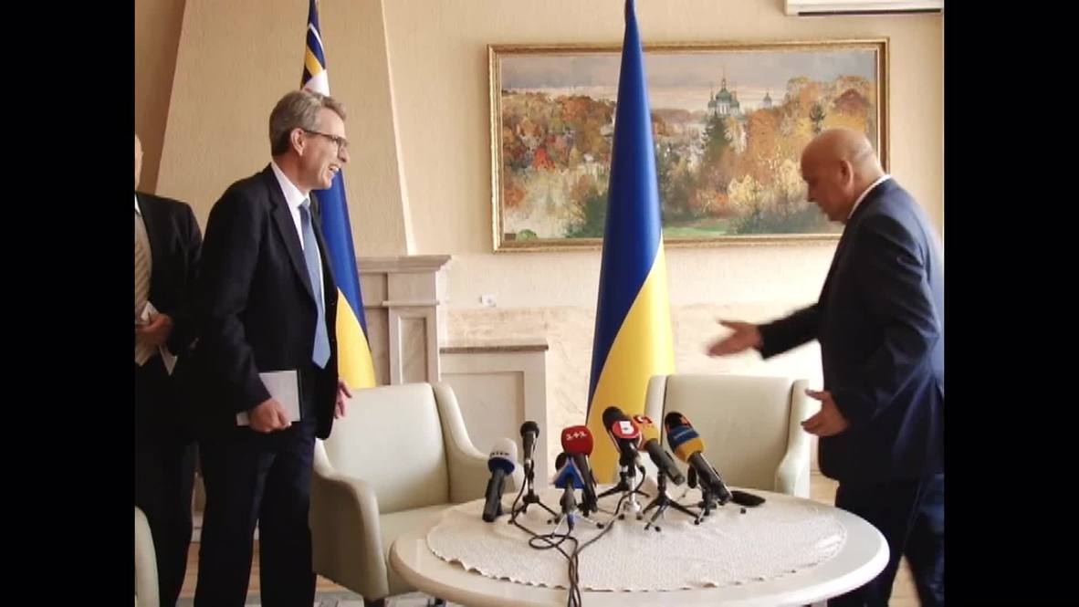 Ukraine: US Ambassador Pyatt condemns Right Sector Mukachevo attack