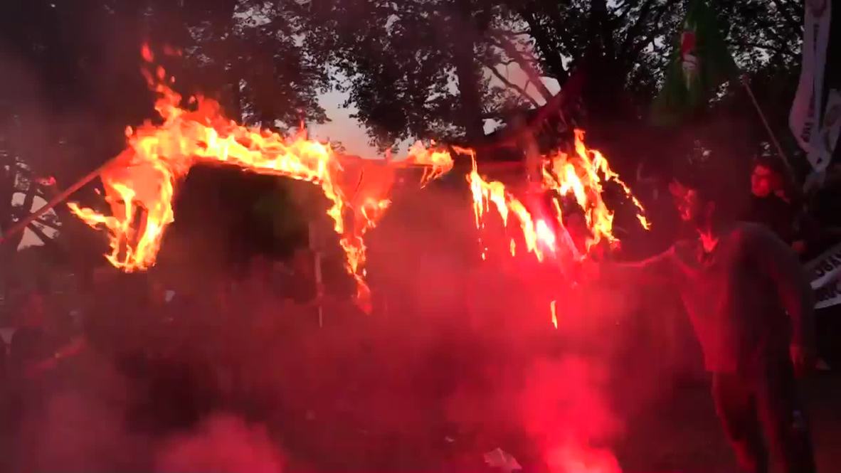 UK: IS flag burns as London Kurds protest Suruc attack