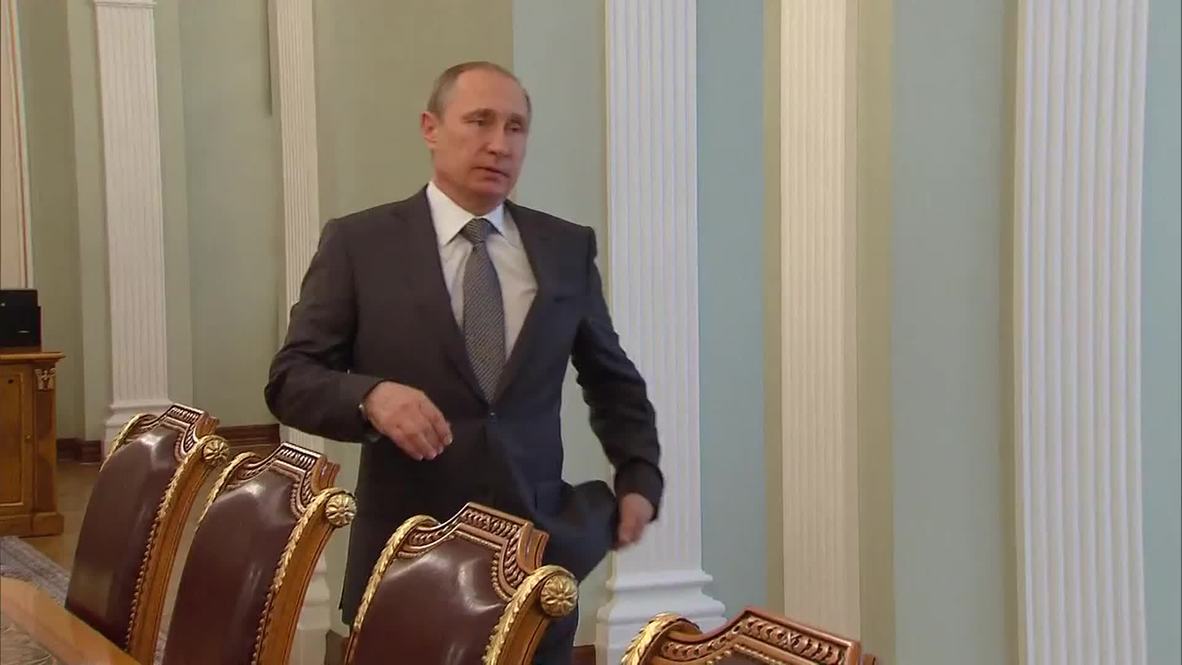 Russia: Putin meets Medvedev and Siluanov to discuss 2016 budget