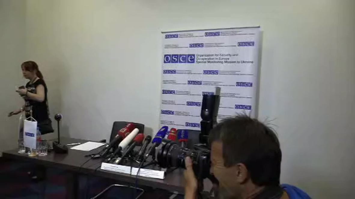 Ukraine: OSCE's Hug reports on protests and Donetsk shelling