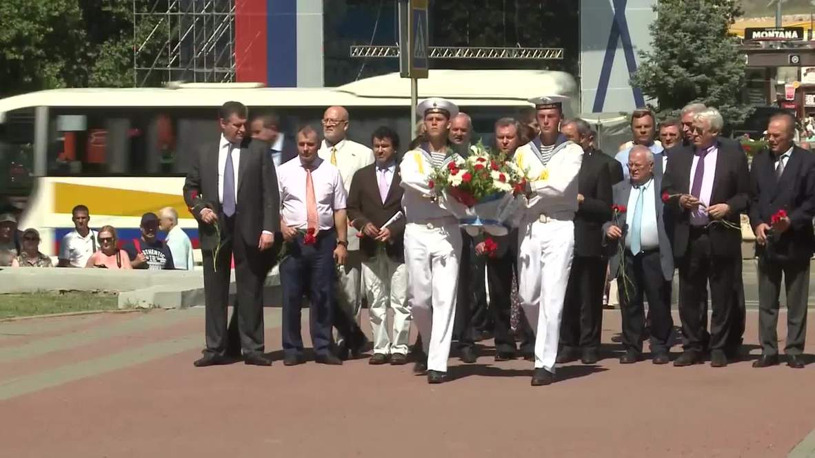 Russia: Defence of Sevastopol combatants honoured ahead of ‘Navy Day’