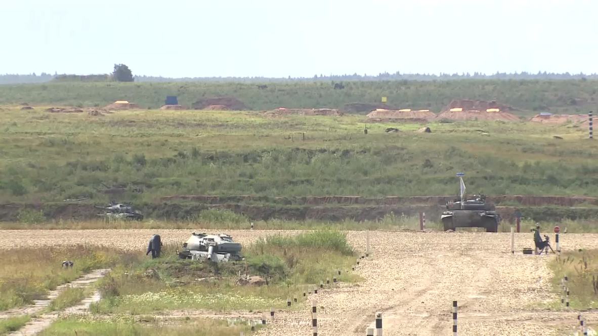 Russia: A real blast! See Tank Biathlon World Championship highlights