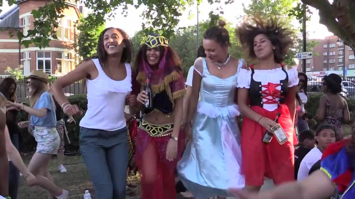 UK: Thousands attend 10th annual Brixton Splash street festival