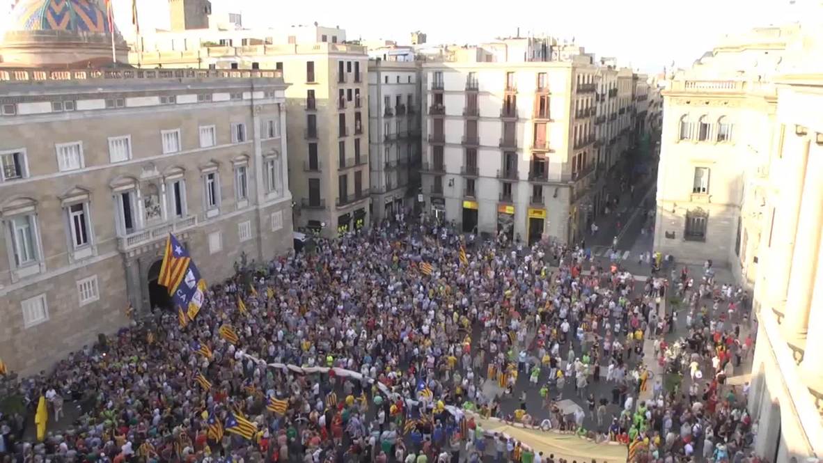 Spain: Catalans hold huge rally backing early elections and independence push
