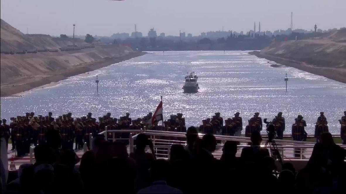 Egypt: President Sisi officially opens the New Suez Canal
