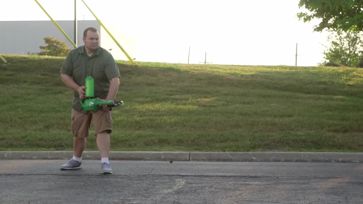 USA: Try this FLAMETHROWER, on sale for domestic use despite 1980 military ban