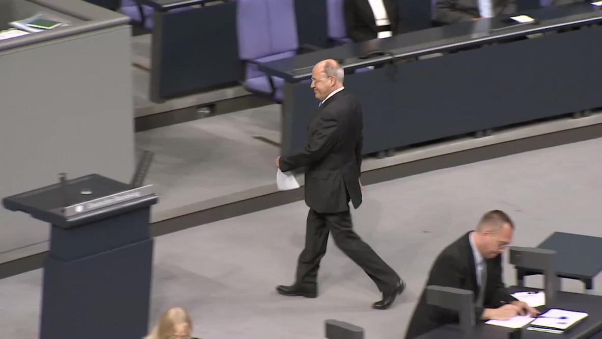 Germany: Die Linke’s Gysi slams Bundestag debt policy ahead of Greek bailout vote