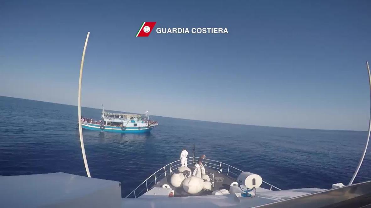 Mediterranean Sea: Italian Coast Guard picks up 4,400 refugees and migrants