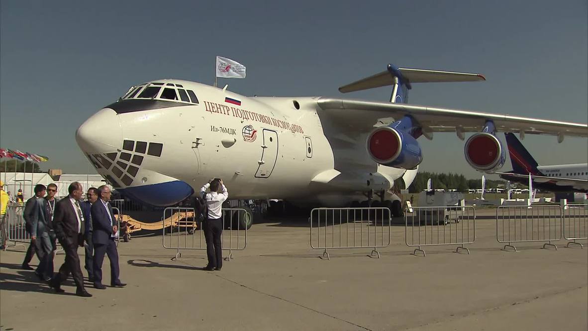 Russia: Zero-gravity IL-76 MDK plane for cosmonaut training wows MAKS-2015