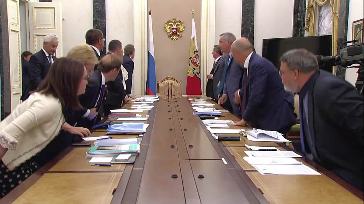 Russia: Putin discusses Import Substitution Commission with ministers