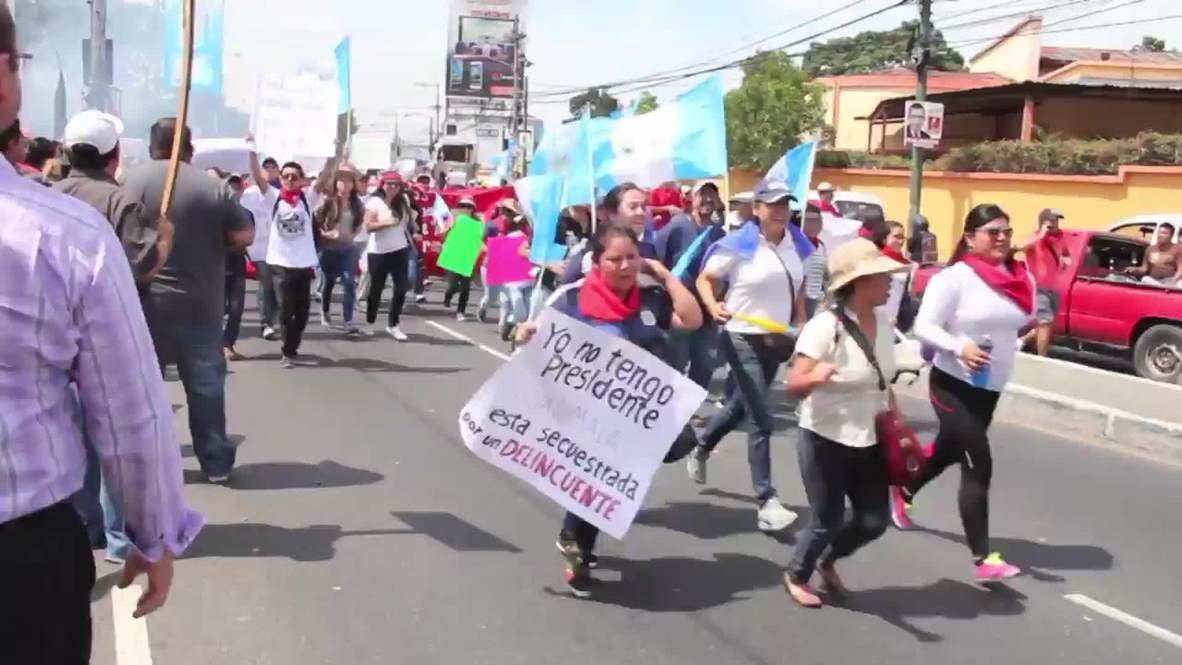 Guatemala: Protesters call for President Molina's resignation in Guatemala City