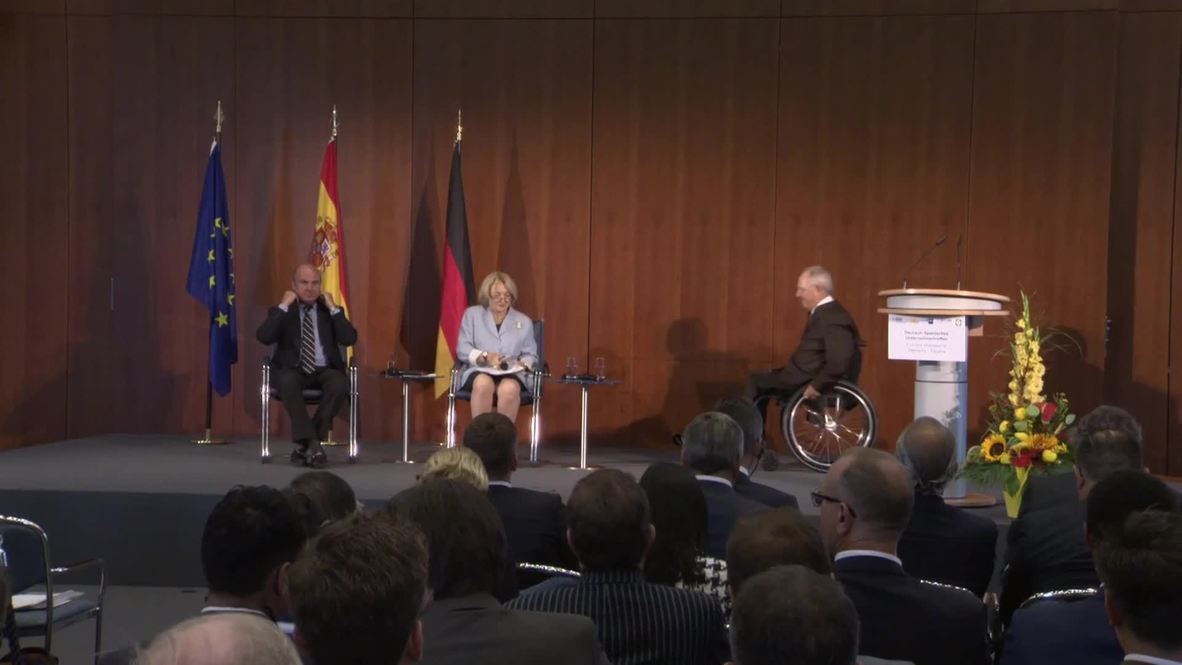 Germany: FinMin Schaeuble praises Spain for obeying euro-zone rules