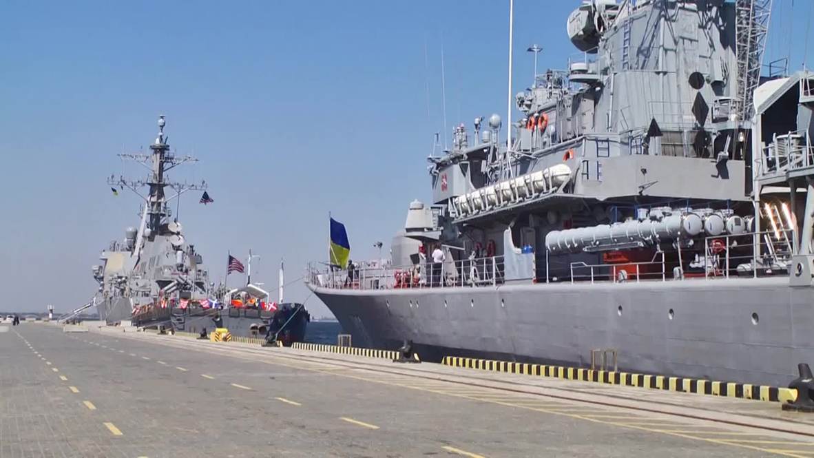 Ukraine: Kiev to officially define Russia as "enemy and aggressor" – Yatsenyuk