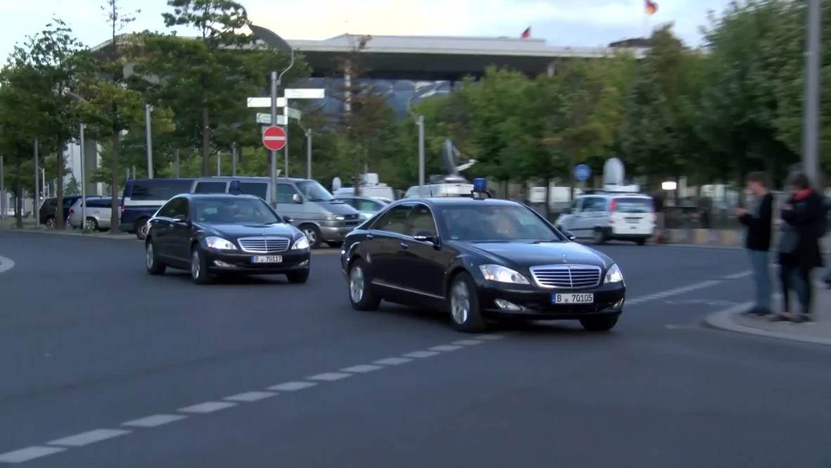 Germany: Merkel holds six-hour-long crisis meeting over migrant influx