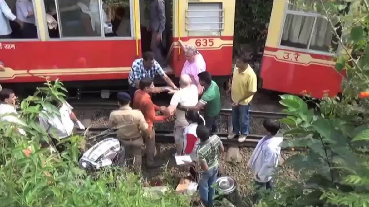 India: Two UK nationals killed after train derails