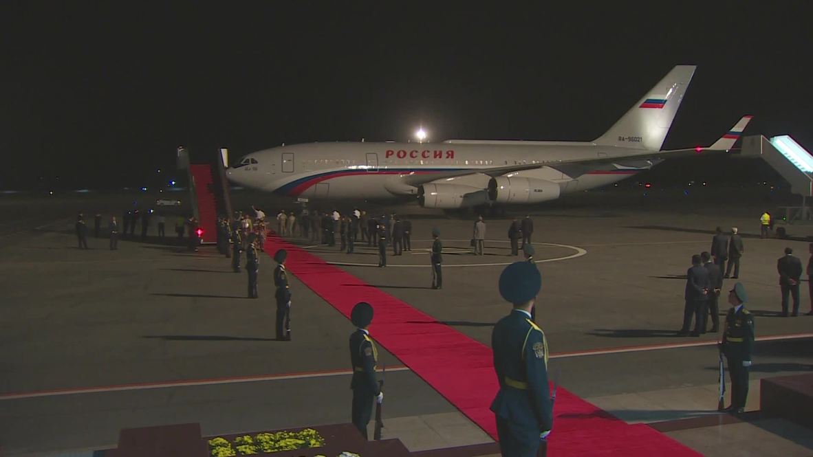 Tajikistan: Putin touches down in Dushanbe ahead of CSTO session