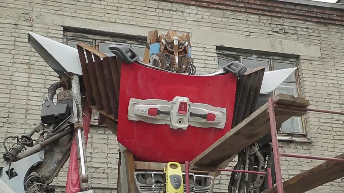 Russia: Optimus Prime has nothing on these stunning scrap-metal sculptures