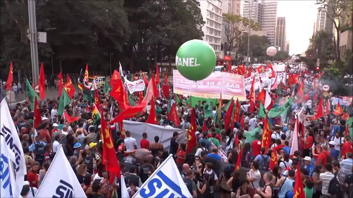 Brazil: Thousands rally in Sao Paulo against government and main opposition party