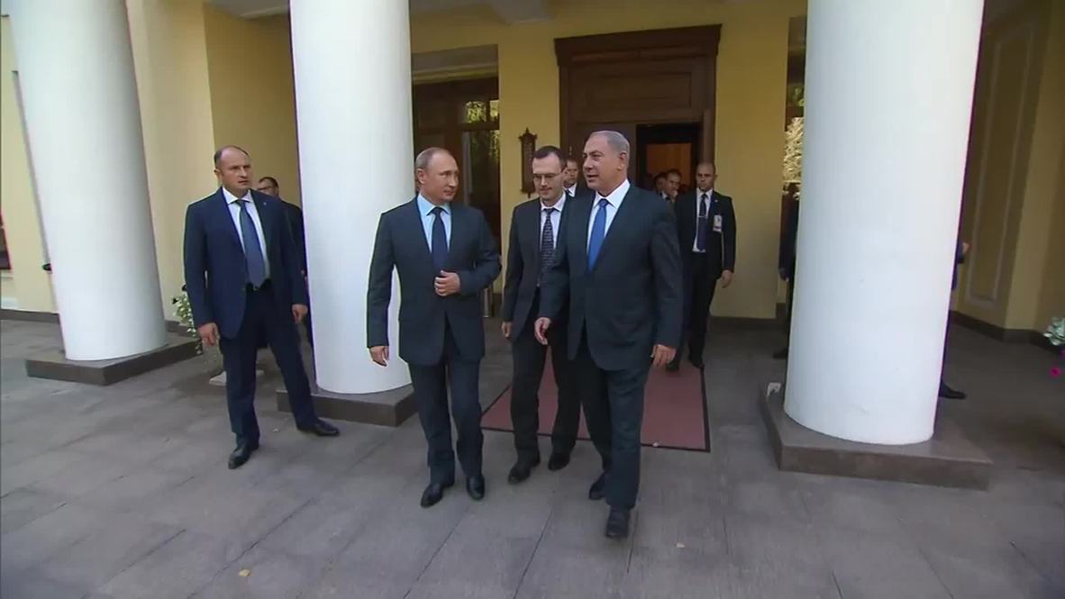 Russia: Putin and Netanyahu shake hands after meeting in Moscow