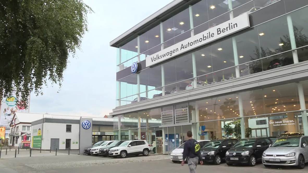 Germany: Footage shows VW dealership on day emissions scandal causes share plunge