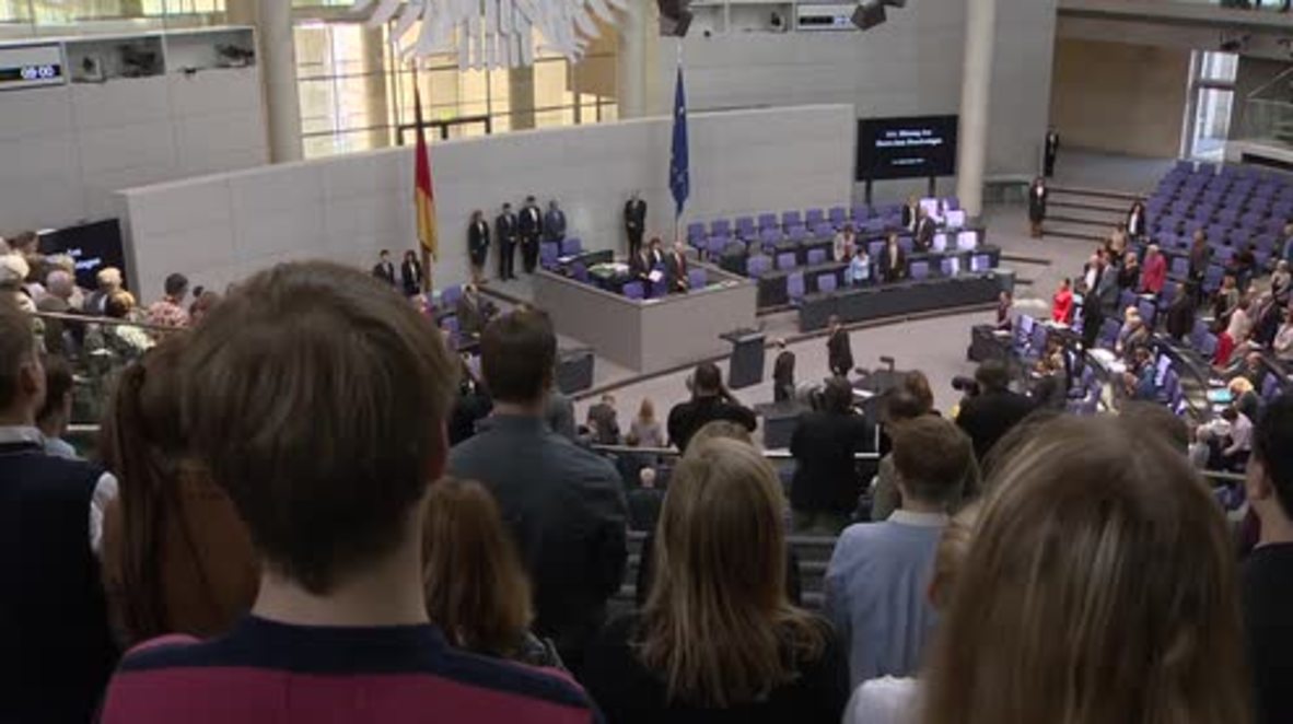 Germany: Merkel calls for US and Russian assistance in refugee crisis