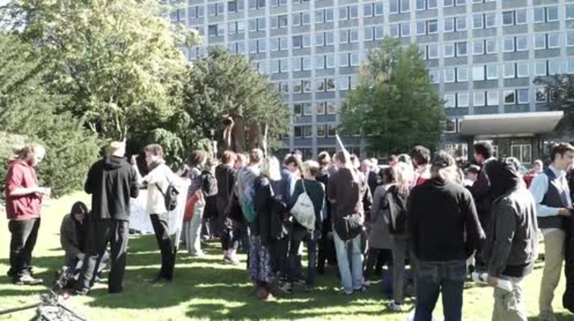 Germany: Refugees, activists protest poor conditions at Kassel camp