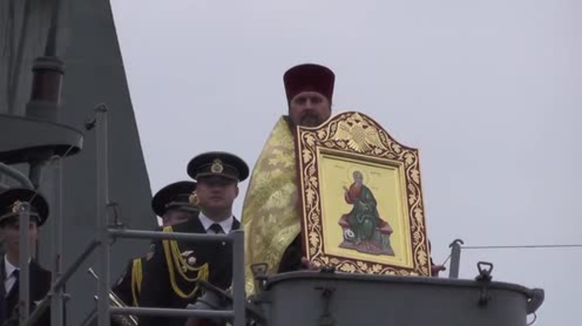 Russia: Russia's navy escorts St. Andrew relics and remains to Russia