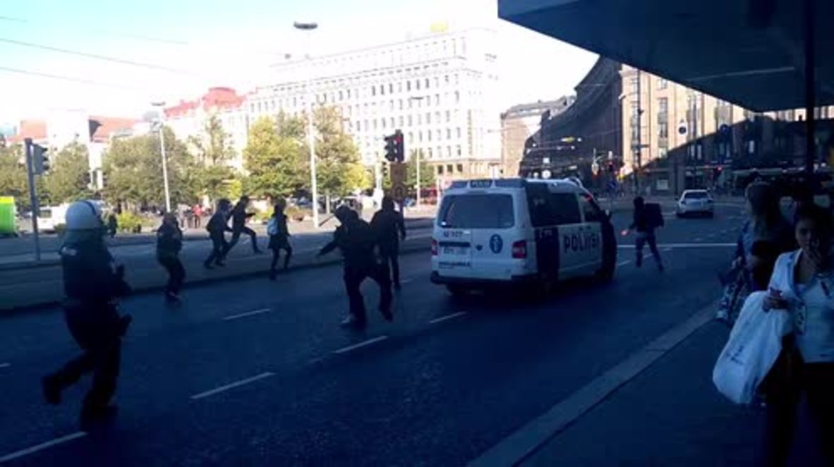 Finland: Activists arrested trying to block anti-refugee march in Helsinki